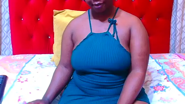 Snapshot of sexychocolatbox10 chatting on September 21, 5:45 am sexychocolatbox10 online show from September 21, 5:45 am