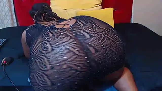 sexychocolatbox10 online show from March 24, 8:03 am