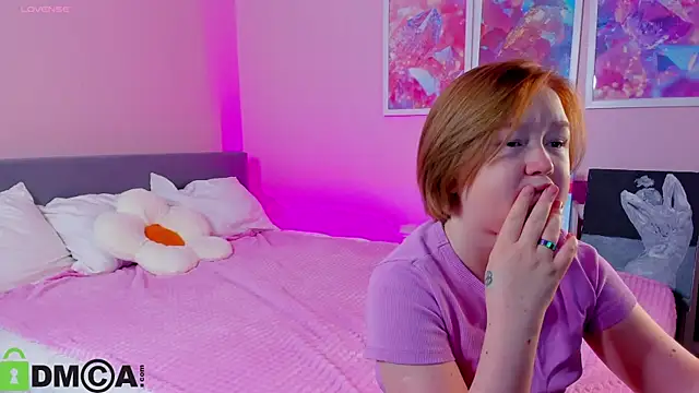 Snapshot of Sara_Robinson chatting on November 12, 2:59 am Sara Robinson online show from November 12, 2:59 am