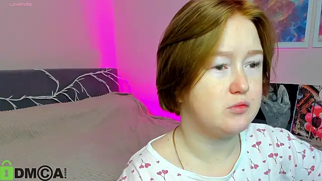 Snapshot of Sara_Robinson chatting on October 23, 2:21 am Sara Robinson online show from October 23, 2:21 am