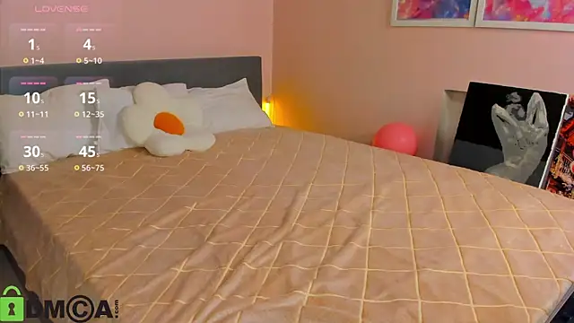 Sara Robinson online show from December 18, 2:38 am