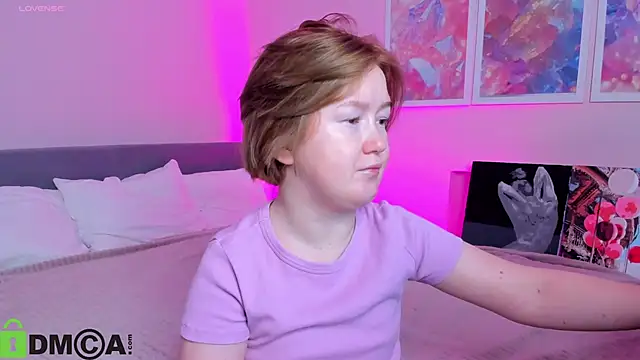 Snapshot of Sara_Robinson chatting on October 26, 2:23 am Sara Robinson online show from October 26, 2:23 am