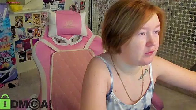 Snapshot of Sara_Robinson chatting on November 10, 2:27 am Sara Robinson online show from November 10, 2:27 am