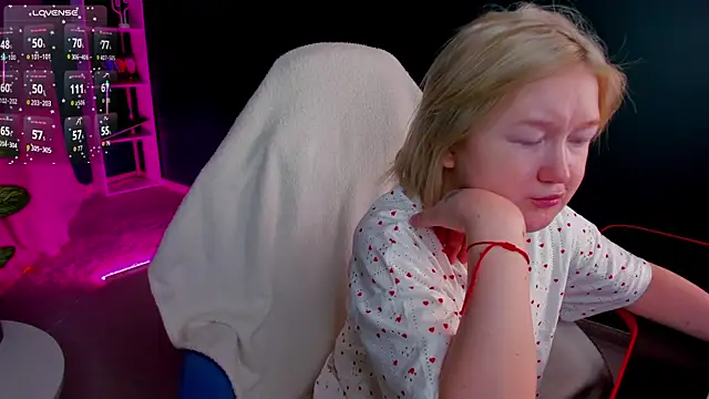 Sara Robinson online show from March 14, 3:01 am