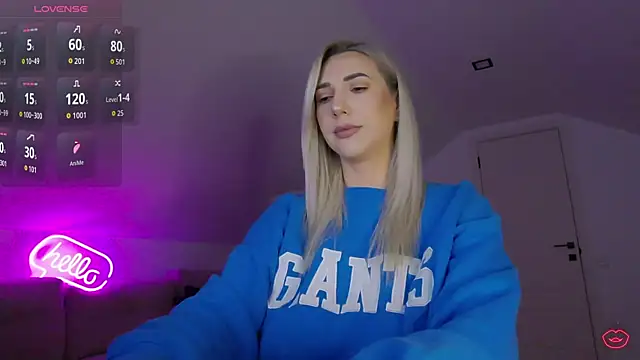 KhloeK online show from March 31, 4:36 am