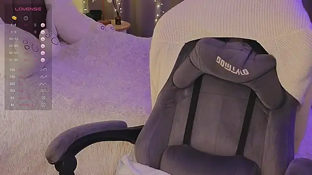 Snapshot of Annaa_Banana chatting on February 11, 2:25 am Annaa Banana online show from February 11, 2:25 am