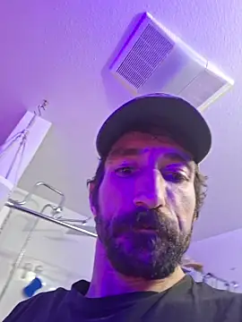 SlammyDjr online show from April 7, 3:03 pm