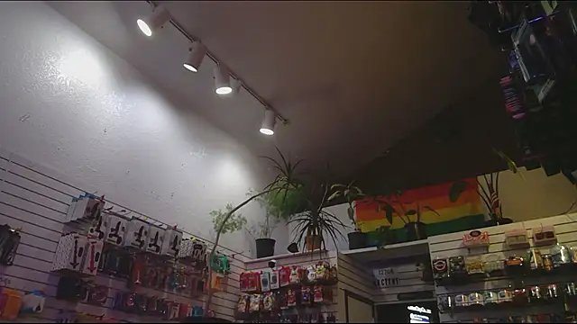 Snapshot of SlammyDjr chatting on November 13, 11:58 am SlammyDjr online show from November 13, 11:58 am