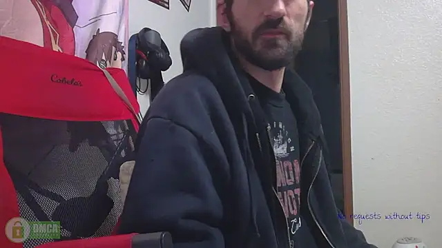 Snapshot of SlammyDjr chatting on February 16, 1:36 am SlammyDjr online show from February 16, 1:36 am