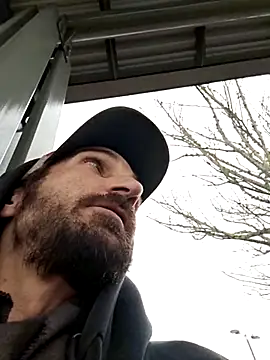 Snapshot of SlammyDjr chatting on February 17, 11:00 pm SlammyDjr online show from February 17, 11:00 pm