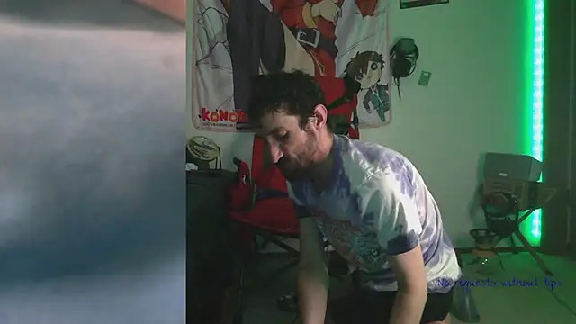 Snapshot of SlammyDjr chatting on January 25, 1:19 pm SlammyDjr online show from January 25, 1:19 pm