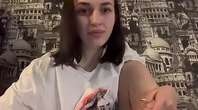 Nan Pattie online show from December 2, 11:24 pm