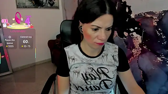 DanaaRey online show from December 5, 11:42 am