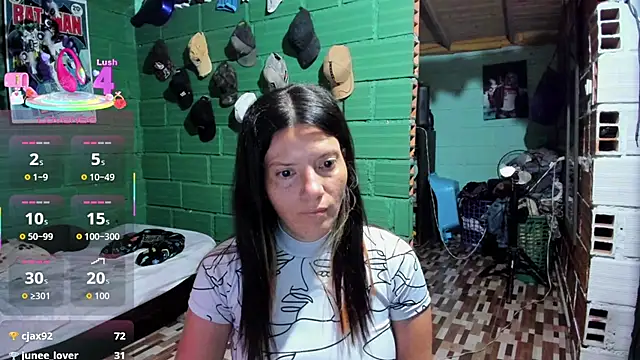 DanaaRey online show from May 19, 11:23 pm