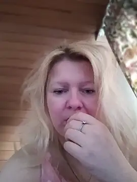 Lauri scherri online show from March 27, 3:35 pm