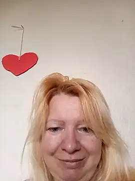 Lauri scherri online show from February 21, 11:56 am