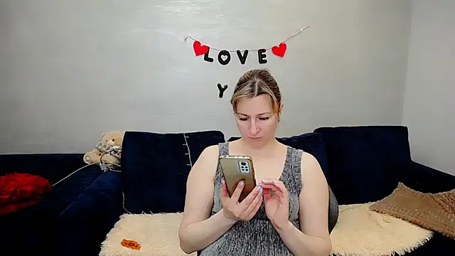 Incredible Ariela online show from April 17, 11:46 am