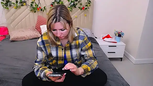 Incredible Ariela online show from January 6, 5:33 am