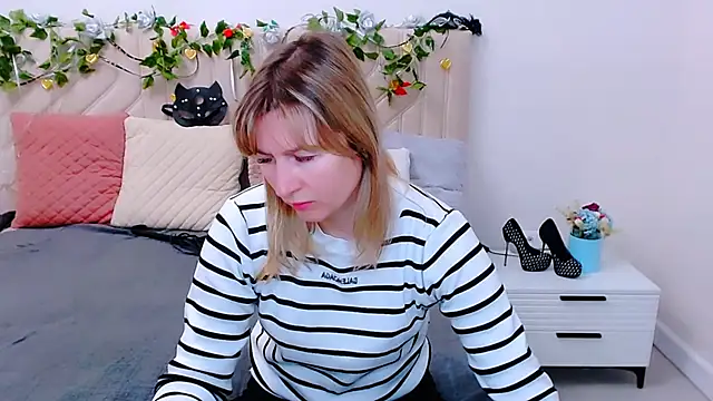 Incredible Ariela online show from February 26, 6:35 am