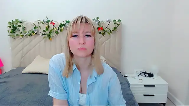 Incredible Ariela online show from May 8, 9:24 am