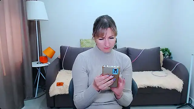 Snapshot of Incredible_Ariela chatting on September 12, 6:46 am Incredible Ariela online show from September 12, 6:46 am