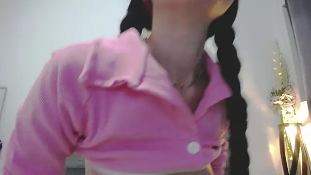 Vicky Love  online show from March 10, 10:50 am