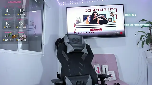 emily palmeer online show from January 13, 10:52 am