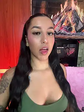 Snapshot of Tamara_Roberts1 chatting on June 11, 1:49 am Tamara Roberts1 online show from June 11, 1:49 am