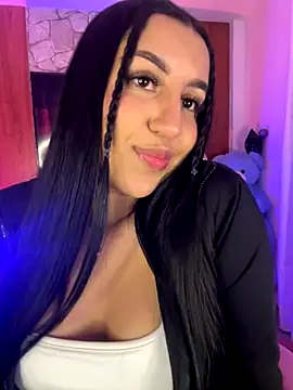 Snapshot of Tamara_Roberts1 chatting on November 18, 2:38 am Tamara Roberts1 online show from November 18, 2:38 am