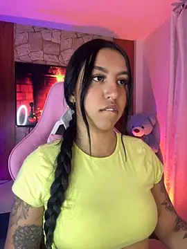 Snapshot of Tamara_Roberts1 chatting on September 9, 11:25 pm Tamara Roberts1 online show from September 9, 11:25 pm