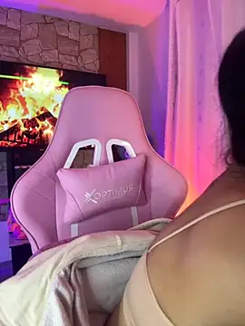 Snapshot of Tamara_Roberts1 chatting on September 20, 2:05 am Tamara Roberts1 online show from September 20, 2:05 am