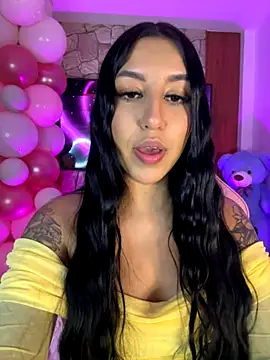 Snapshot of Tamara_Roberts1 chatting on September 25, 4:07 am Tamara Roberts1 online show from September 25, 4:07 am