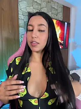 Snapshot of Tamara_Roberts1 chatting on March 13, 2:38 am Tamara Roberts1 online show from March 13, 2:38 am