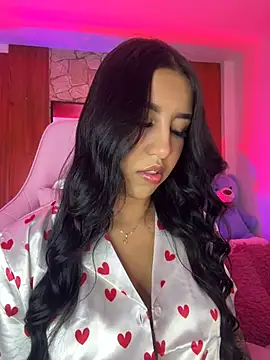 Tamara Roberts1 online show from February 15, 2:45 am