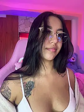 Tamara Roberts1 online show from March 27, 1:03 am