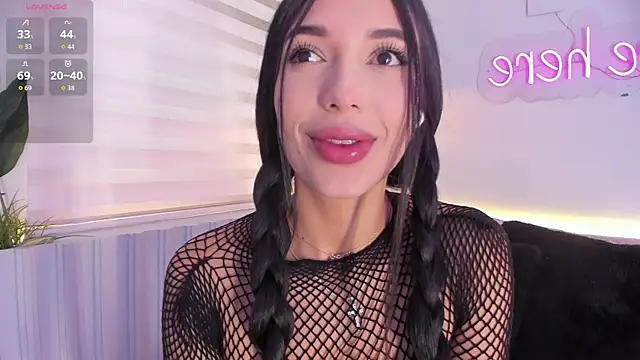 Snapshot of stephanymonroe chatting on December 21, 5:58 pm stephanymonroe online show from December 21, 5:58 pm