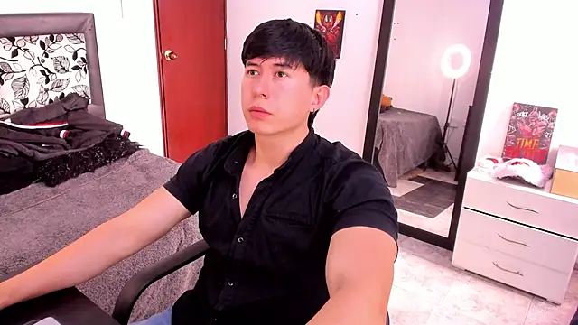 Snapshot of setsuna10 chatting on March 11, 7:47 pm setsuna10 online show from March 11, 7:47 pm