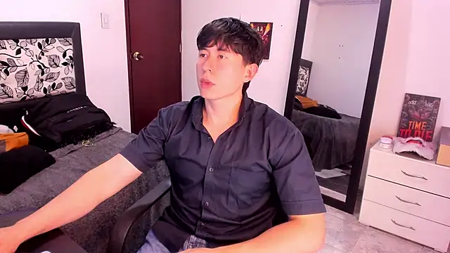 Snapshot of setsuna10 chatting on March 21, 7:57 pm setsuna10 online show from March 21, 7:57 pm