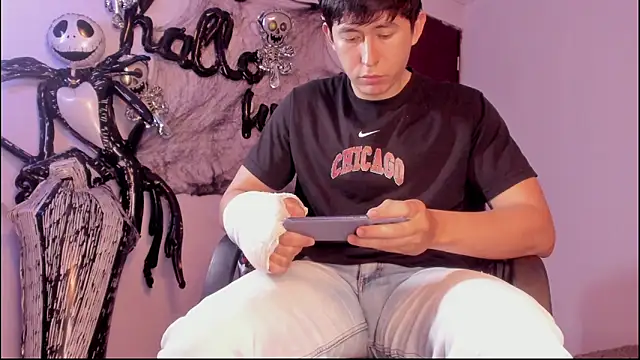 Snapshot of setsuna10 chatting on October 24, 2:54 am setsuna10 online show from October 24, 2:54 am