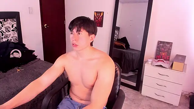 Snapshot of setsuna10 chatting on March 22, 7:31 pm setsuna10 online show from March 22, 7:31 pm