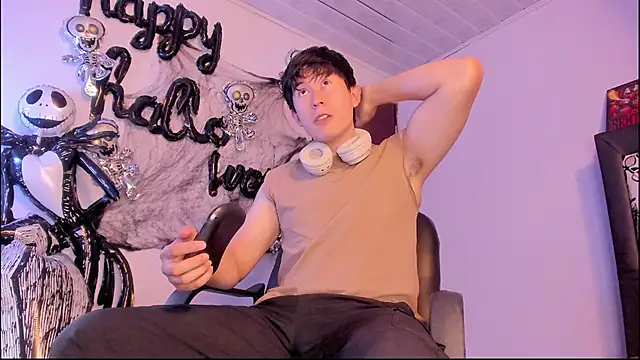 Snapshot of setsuna10 chatting on October 29, 2:21 am setsuna10 online show from October 29, 2:21 am