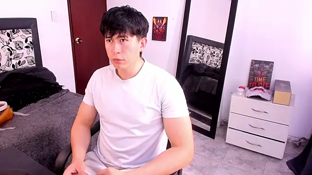 Snapshot of setsuna10 chatting on March 17, 7:58 pm setsuna10 online show from March 17, 7:58 pm