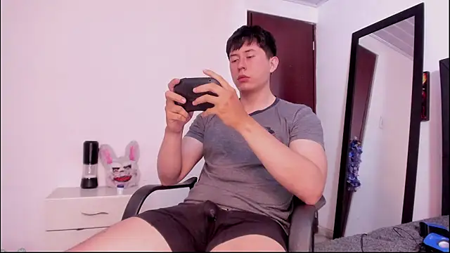 Snapshot of setsuna10 chatting on September 23, 10:06 pm setsuna10 online show from September 23, 10:06 pm