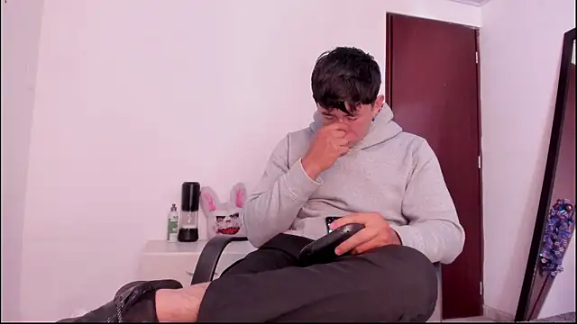 Snapshot of setsuna10 chatting on September 18, 8:45 pm setsuna10 online show from September 18, 8:45 pm