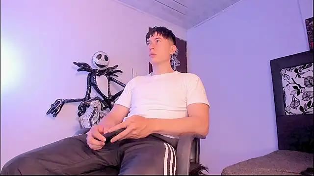 Snapshot of setsuna10 chatting on November 11, 11:53 pm setsuna10 online show from November 11, 11:53 pm