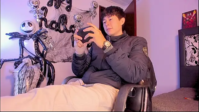 Snapshot of setsuna10 chatting on October 31, 12:07 am setsuna10 online show from October 31, 12:07 am