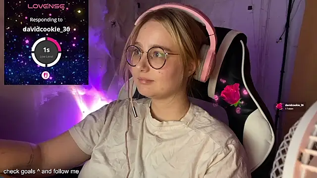 JacyWinslat online show from November 2, 12:59 am