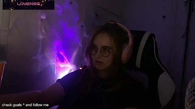 JacyWinslat online show from November 6, 7:29 pm