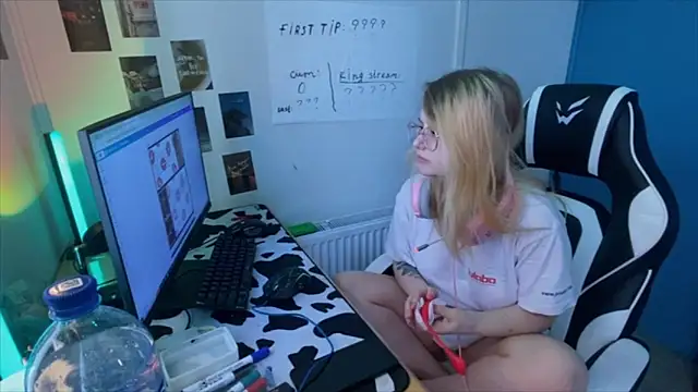 JacyWinslat online show from February 25, 12:27 pm