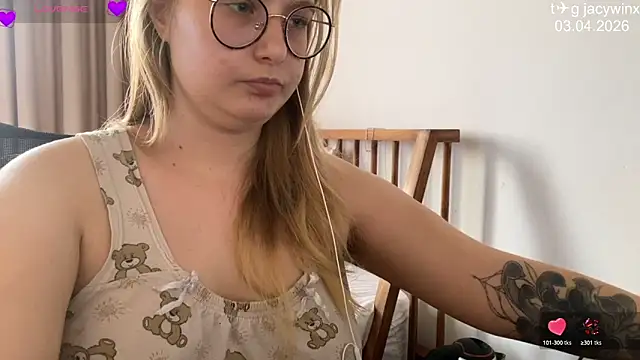 JacyWinslat online show from April 4, 10:22 am